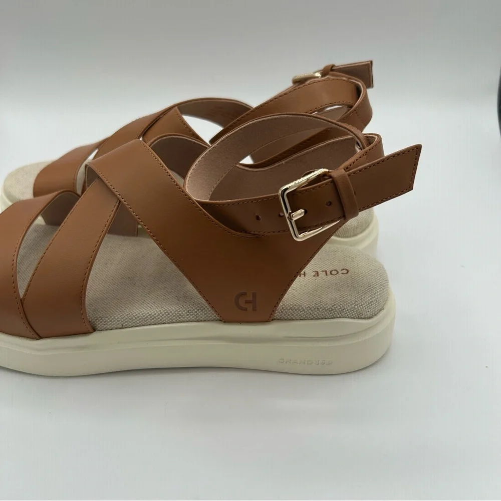 NWB Cole Haans Womens Grandpro rally castine heeled sandals size 8.5 Pecan ivory
